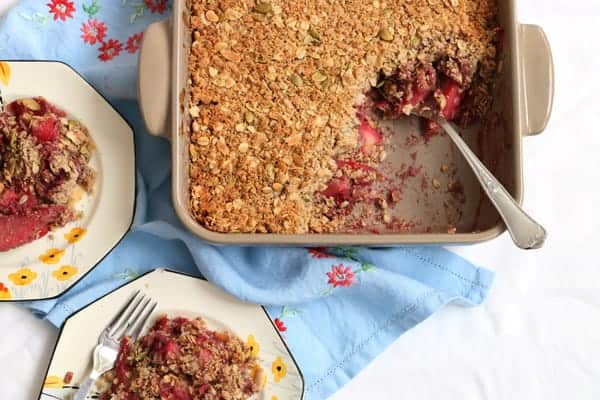 Apple, Pear and Blackberry Crumble