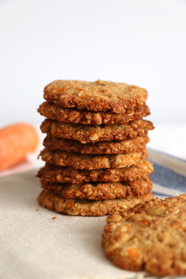 Carrot, Walnut and Oat Cookies (gluten-free & vegan)