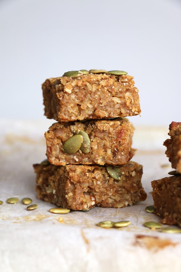 Pumpkin and Oat Breakfast Bars (gluten-free & vegan)