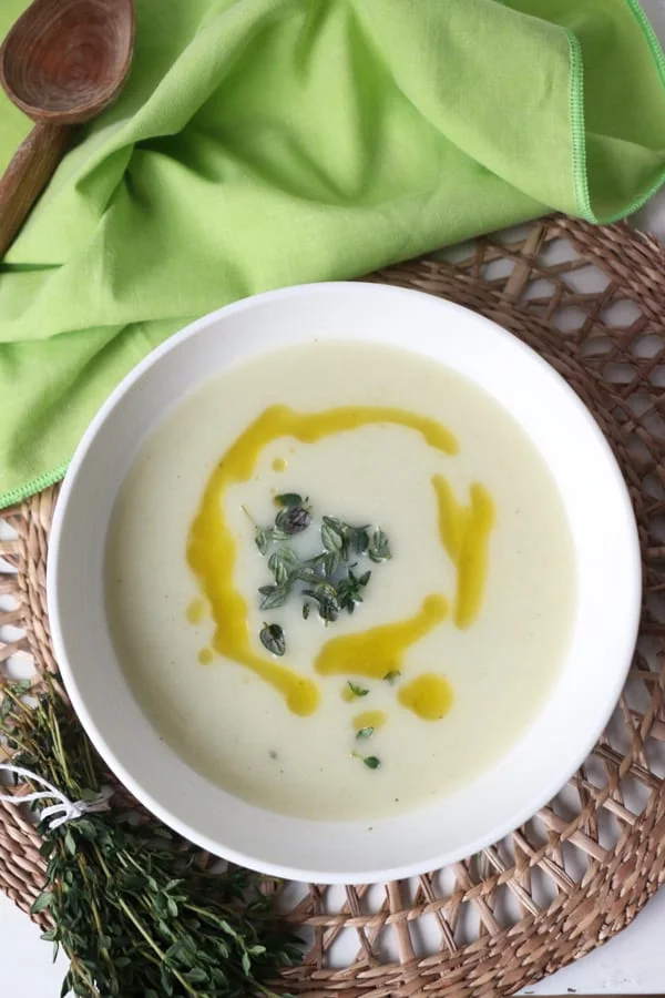 Simple Cauliflower and Parsnip Soup