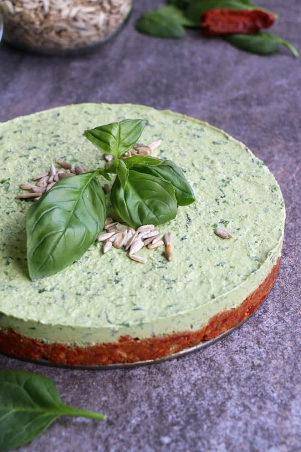 Raw Spinach Cheesecake with Sundried Tomato and Sunflower Seed Crust (grain-free & vegan)