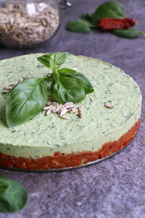 Raw Spinach Cheesecake with Sundried Tomato and Sunflower Seed Crust (grain-free & vegan)