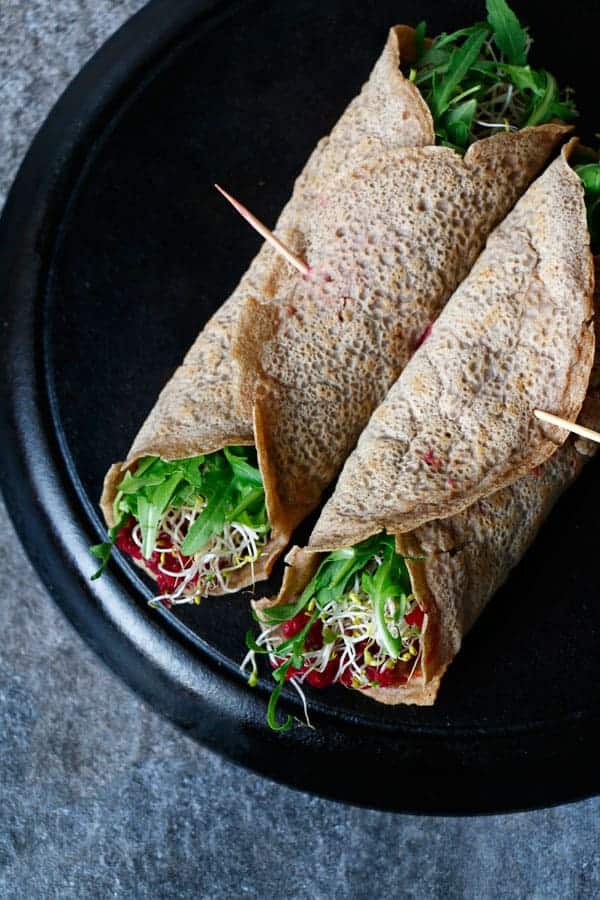 Buckwheat Teff Wraps with Beetroot Dip (gluten-free & vegan)