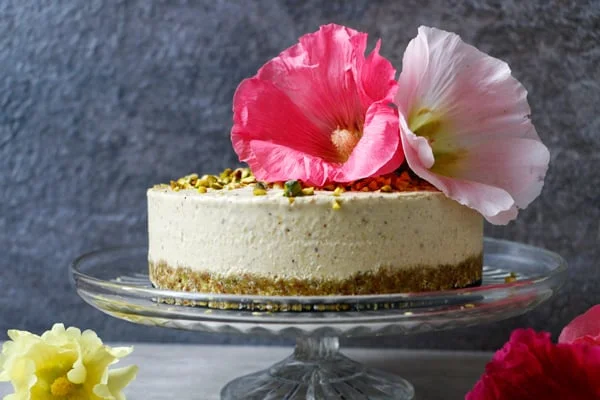 Pistachio Ice Cream Cake (grain-free & vegan)