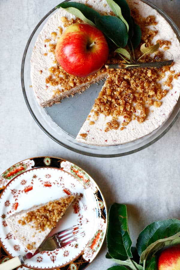 Raw Apple Cake (grain-free & vegan)