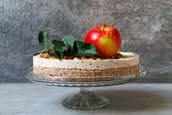 Raw Apple Cake (grain-free & vegan)