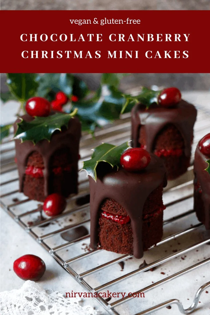 Chocolate Cranberry Christmas Mini Cakes