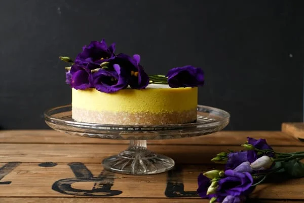 Golden Milk Macadamia Cheesecake (grain-free & vegan)