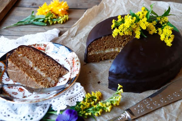 Lemon Chocolate Easter Cake (gluten-free & vegan)