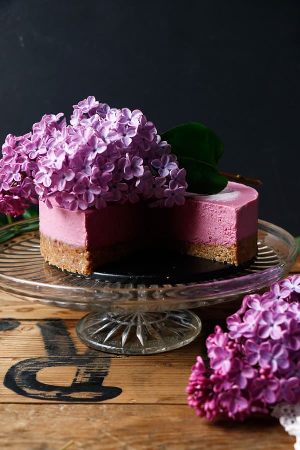 Raw Vegan Raspberry Cheesecake