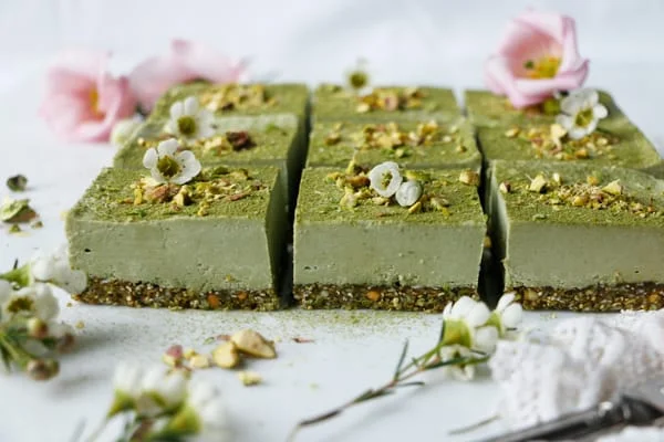 Pistachio Amaranth Moringa Bars (raw, vegan, grain-free)