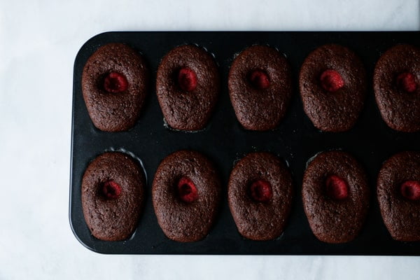 Raspberry Chocolate Madeleines (gluten-free & vegan)