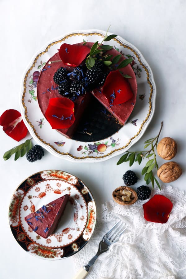 Chocolate Beet Cheesecake (vegan & grain-free)