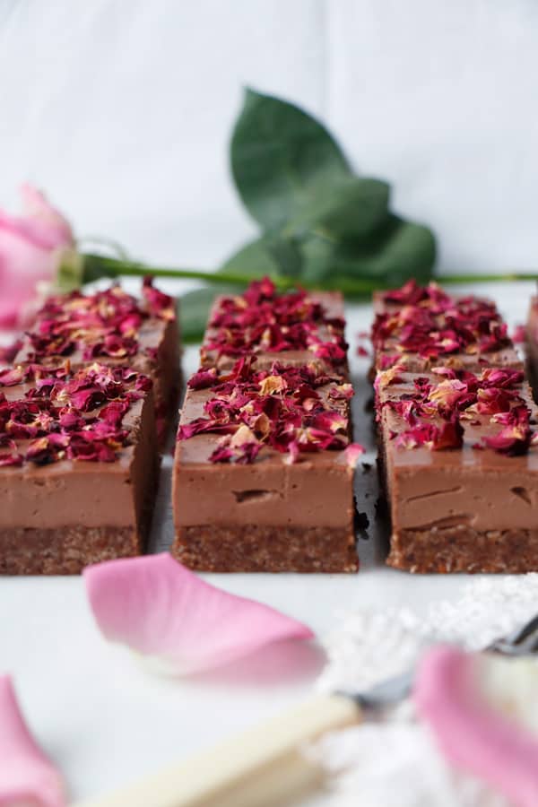 Rose Cardamom Chocolate Cheesecake (vegan & grain-free)