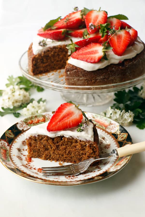 Strawberry Thyme Hazelnut Cake (vegan & gluten-free) - Nirvana Cakery