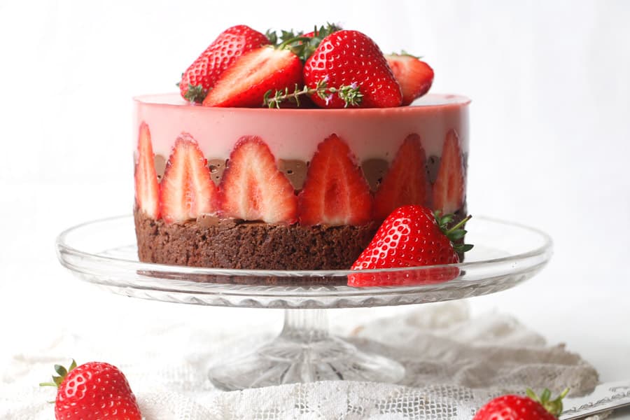 Strawberry Chocolate Torte (vegan & gluten-free)