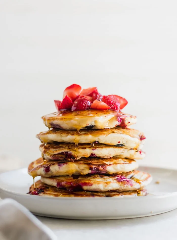 Vegan Banana Pancakes with Berries