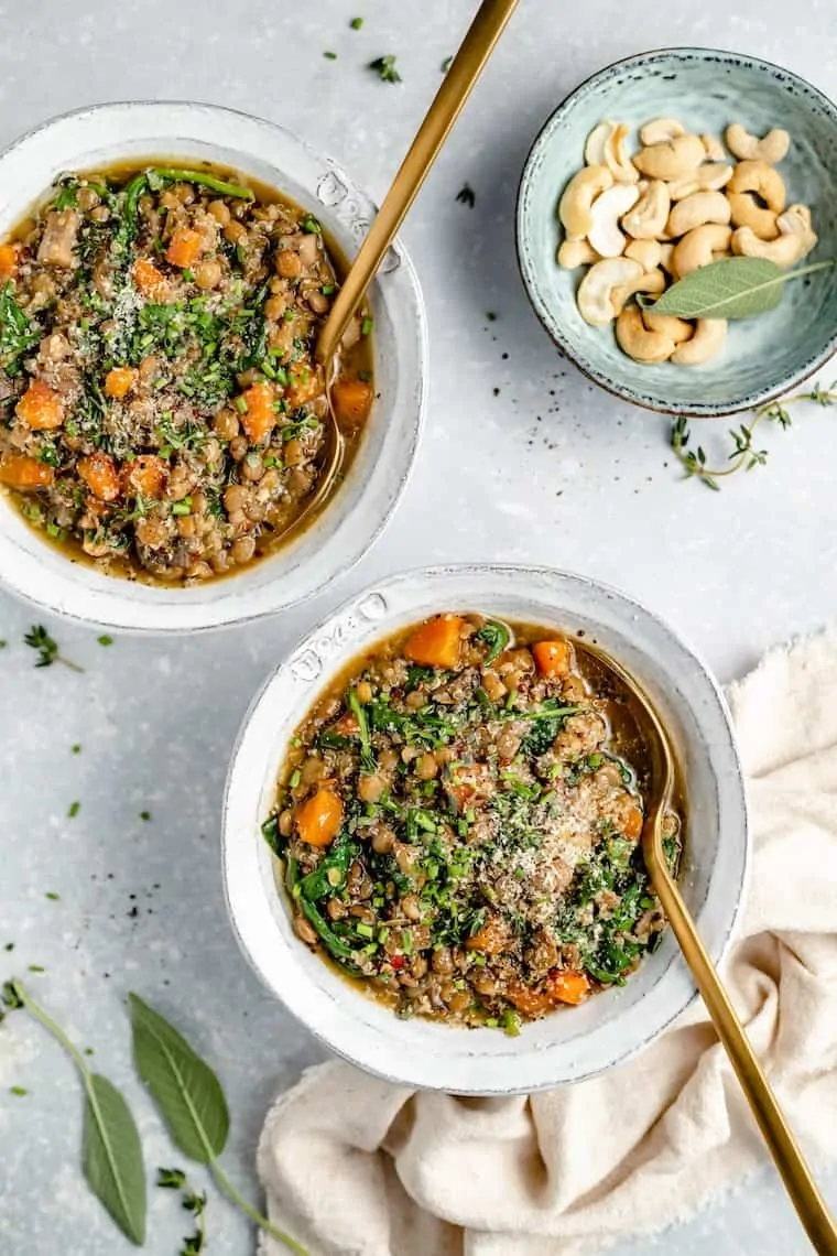 One-Pot Lentils and Quinoa with Spinach